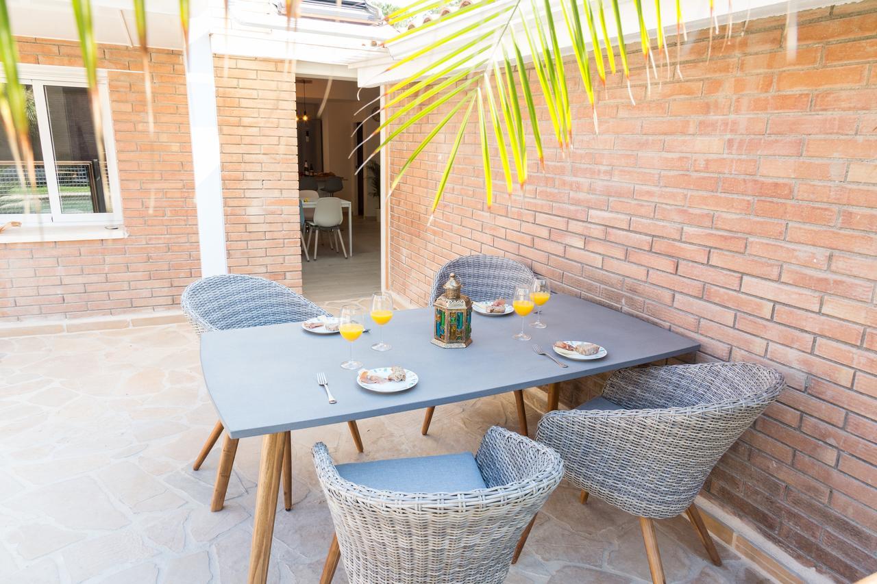 Rambla De Marisol Apartments Castelldefels Kültér fotó
