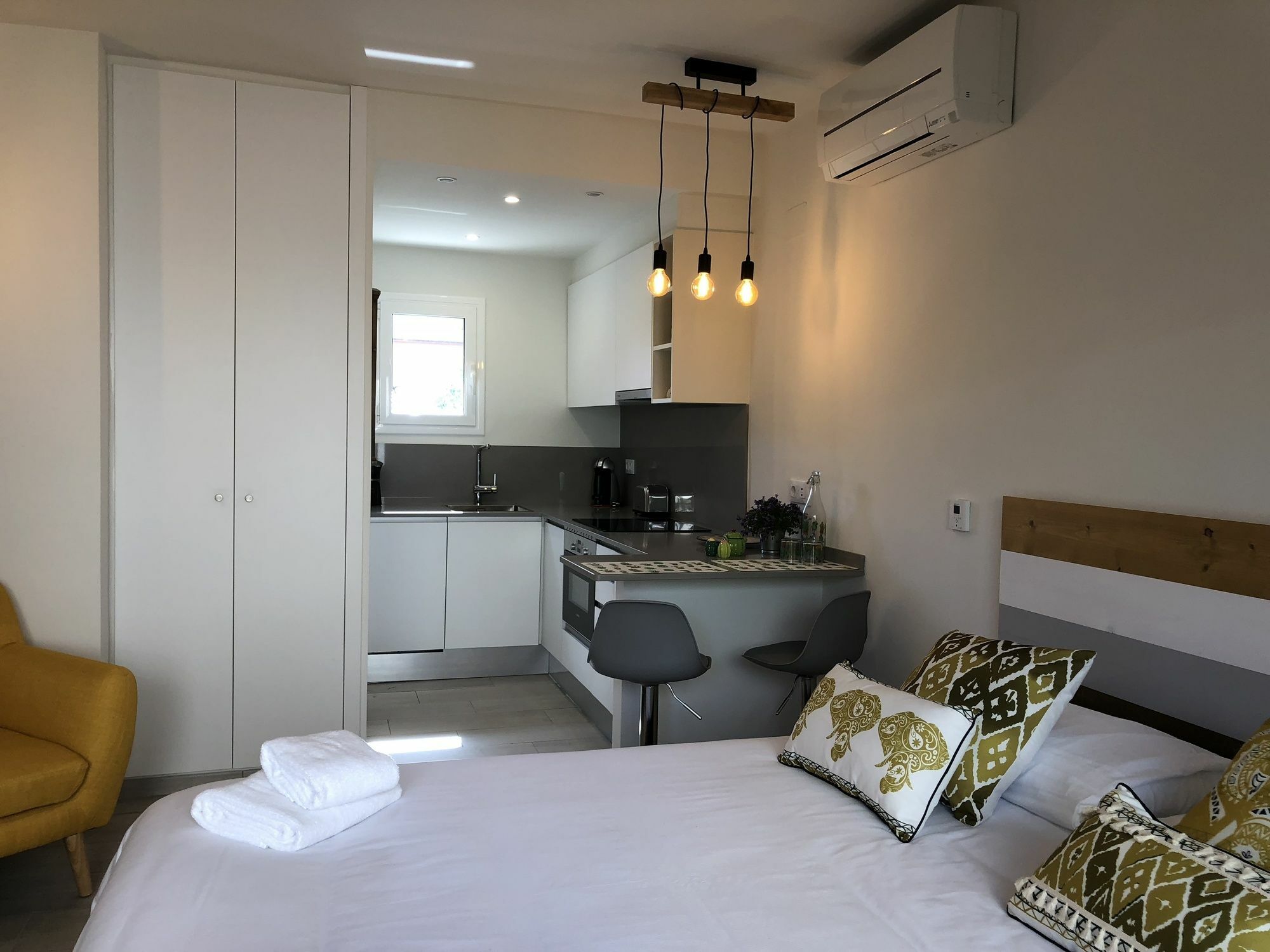 Rambla De Marisol Apartments Castelldefels Kültér fotó