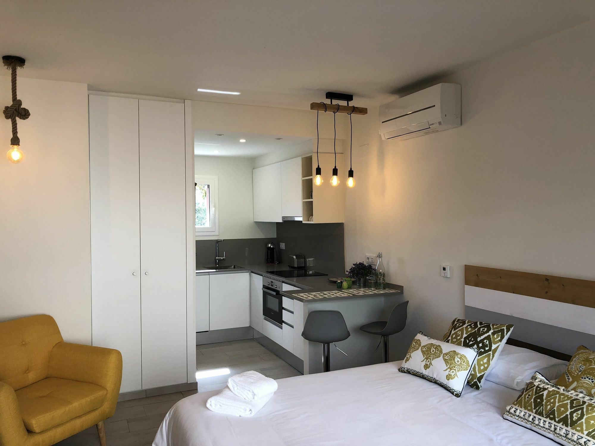 Rambla De Marisol Apartments Castelldefels Kültér fotó